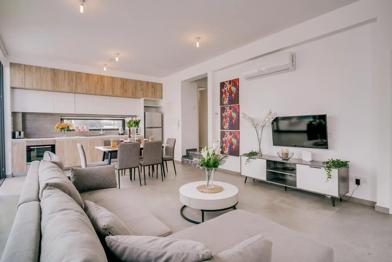 Sunnyvillas: 2Br New Villa☆Private Pool In Pernera - Nicholas Protaras